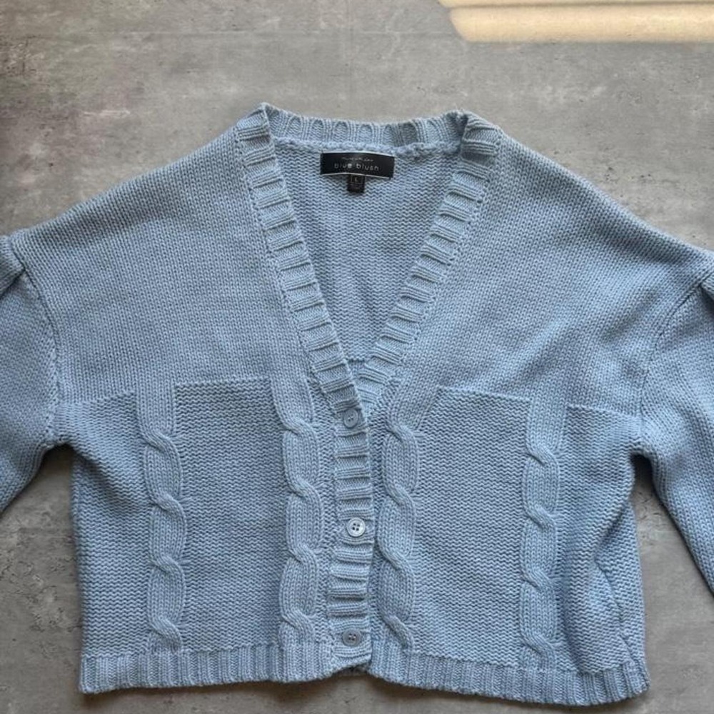 Blue Blush Light Blue Cable Knit Cardigan V-Neck Button Front Pocket Sweater L